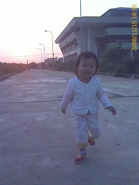 Chạy ra SVĐ thôi