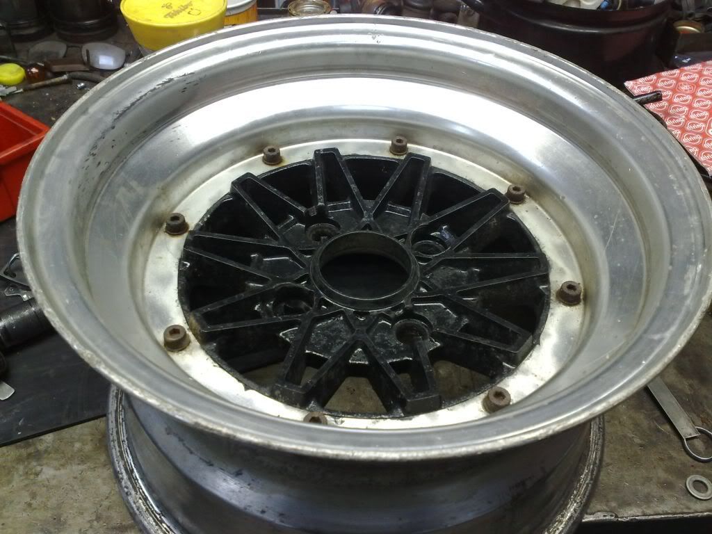 [Image: AEU86 AE86 - Noob: What wheels are these?]