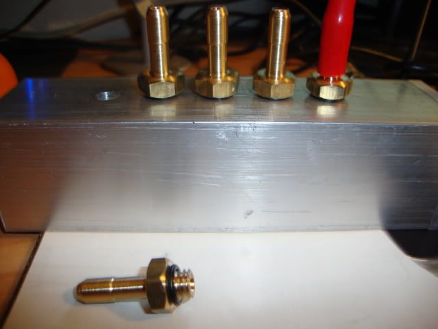 http://i369.photobucket.com/albums/oo136/danieldeman/opvangbakjecustom1.jpg http://i369.photobucket.com/albums/oo136/danieldeman/opvangbakjecustom1.jpg